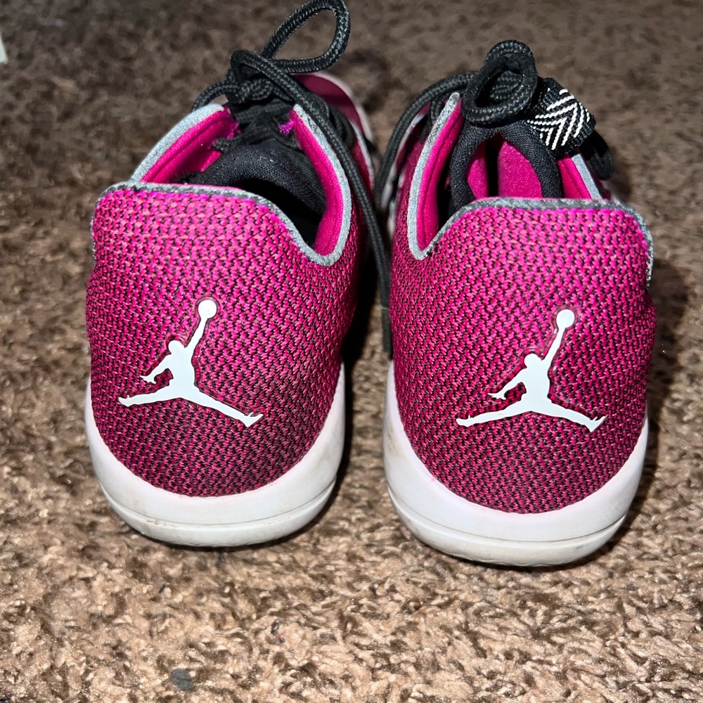 Jordan Eclipse - image 3